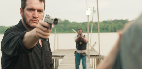 "Pacto de sangre": una de narcos y detectives, pero con las reglas de la selva amazónica