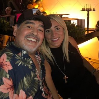 Murió Diego Maradona: Rocío Oliva contó cómo fue su insólita primera cita con él
