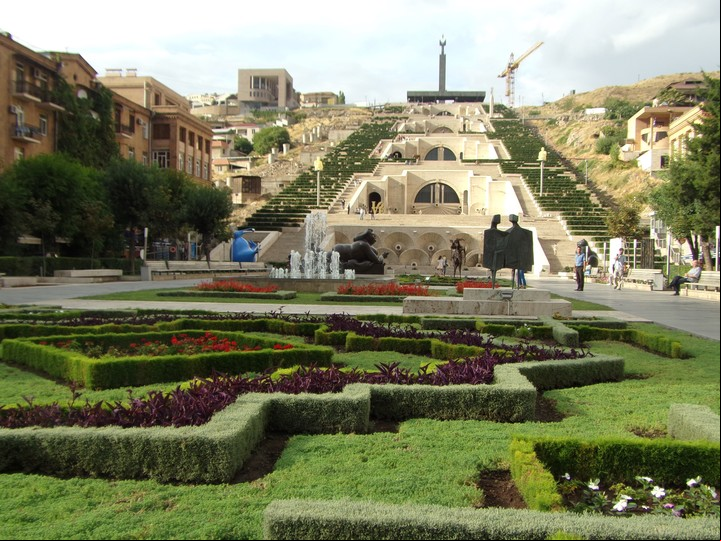 El tradicional paseo Cascade, en el centro de Ereván, capital de Armenia.