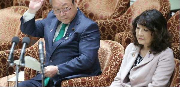 Tras décadas, las trabajadoras japonesas avanzan