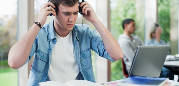 Otorgan 8.000 becas para estudiar inglés gratis en el British Council: los requisitos y cómo anotarse