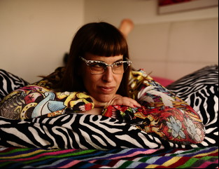 Valeria Schapira sufre por su perrito: "Estamos shockeados y yo destruida"