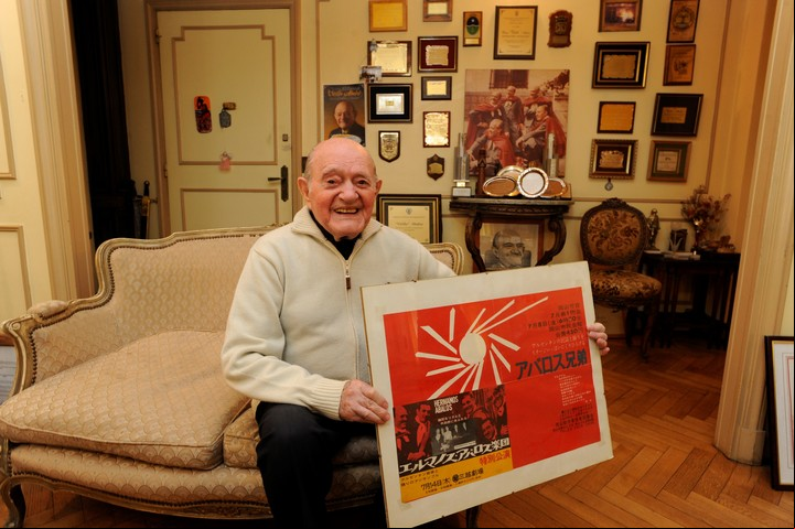 Hablando en japonés. Dos meses y 20 días de 1966 de gira por la isla, y un programa de televisión de despedida compartido con Arthur Rubinstein y The Beatles. (Foto: Fernando de la Orden)