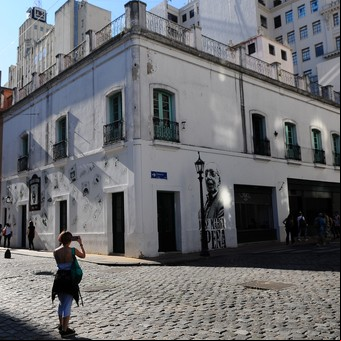 Más que oasis urbanos: los secretos de casonas porteñas que hicieron historia