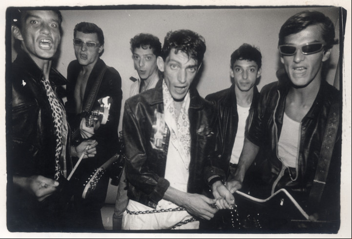 El grupo Virus en la época del look rockero de "Agujero interior". Foto de archivo