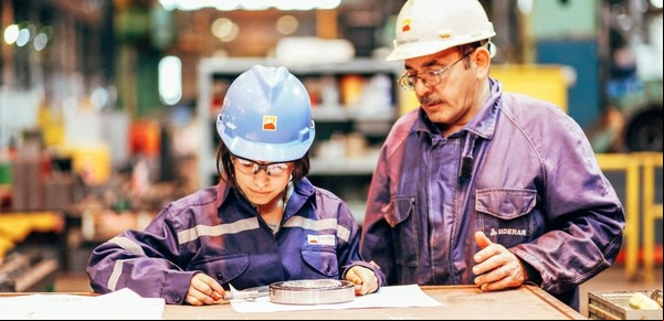 Costo laboral: pese a que subió en dólares, es el más bajo en 15 años