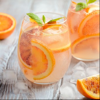 Aguas saborizadas caseras: más saludables, bajas calorías y super refrescantes