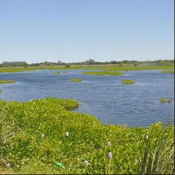 San Vicente, la laguna y testimonios del pasado