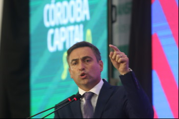 La pelea en Cambiemos: un candidato cordobés dijo que la frase de Carrió "es como el cajón de Herminio Iglesias"
