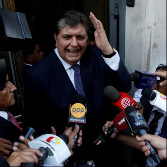 Murió el ex presidente peruano Alan García tras dispararse un balazo en la cabeza