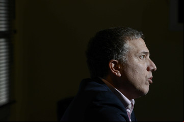 Nicolás Dujovne: "Se evitó la híper pero la incertidumbre cambiaria continúa"