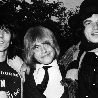 Brian Jones: el líder stone que perdió su lugar con Mick Jagger y Keith Richards y murió después de que lo echaran de la banda