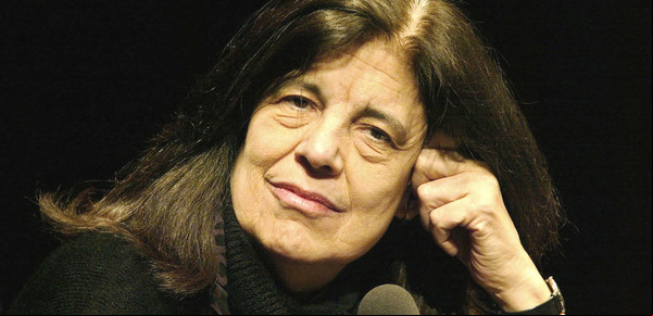 Los 90 años de Susan Sontag, la "Señorita Bibliotecaria" que llevaba como bandera ubicarse en "la vereda de enfrente"