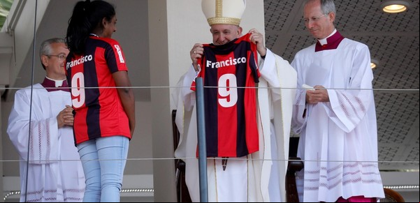 Murió el papa Francisco: su amor por San Lorenzo, los encuentros con Maradona y Messi y por qué no vio la final de Qatar 2022