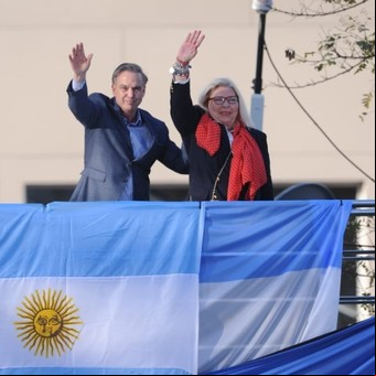 Semáforo para Milei, el plan de "Los 23" y  la alerta de Carrió por la erótica del poder