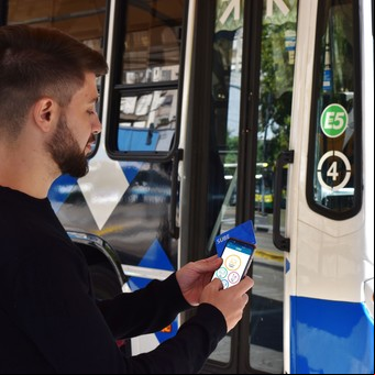 Cómo cargar la SUBE en 60 segundos sólo apoyándola en tu celular: guía paso a paso