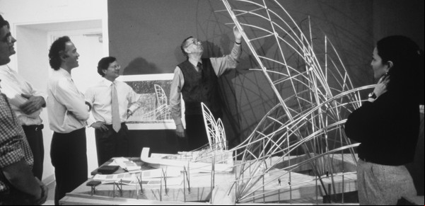 ARQ publica un libro homenaje a César Pelli