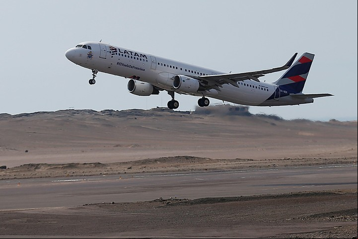 LATAM, la mejor de Sudamérica. Foto EFE/Esteban Garay