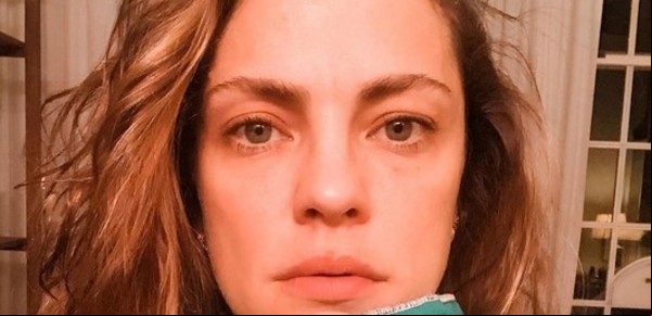 Dolores Fonzi fue autorizada a cultivar marihuana y lo celebró fumando un porro