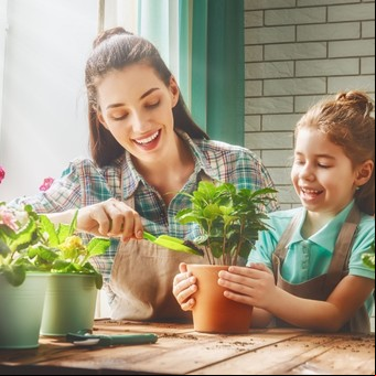 Ideas sin celular: actividades sencillas para compartir con los chicos en casa