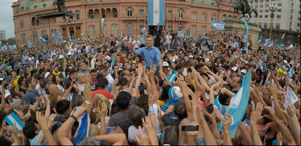 Mauricio Macri inició os personales con los referentes de los banderazos contra el Gobierno