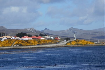 Entre luces y sombras, crónica de un viaje a las Islas Malvinas