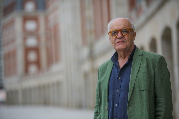 Actor, director y ahora también autor. Si bien había escrito un unipersonal, nunca lo había hecho para varios personajes. (Foto: Florencia Colli)