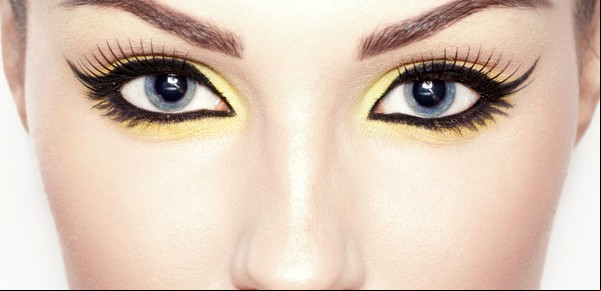 Winged eyes, la técnica de delineado para crear el efecto de ojos almendrados