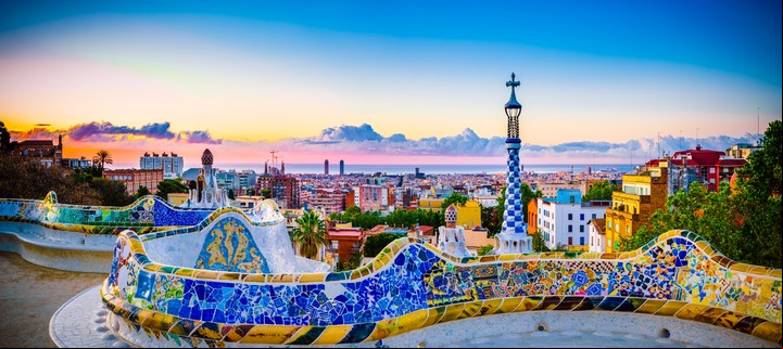 Park Güell, Barcelona (Shutterstock)
