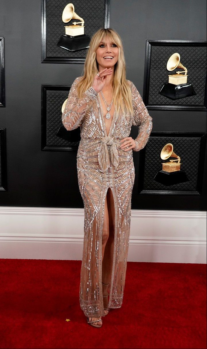 Heidi Klum y sus longilíneas piernas (REUTERS).