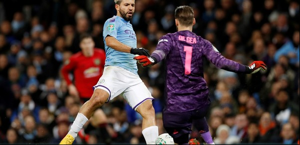 Manchester City defendió su ventaja en el clásico y es finalista