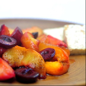 Frutas al horno con 
semifreddo de almendras