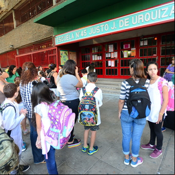 Inicio de clases: cómo repercute en las (mujeres) cuidadoras