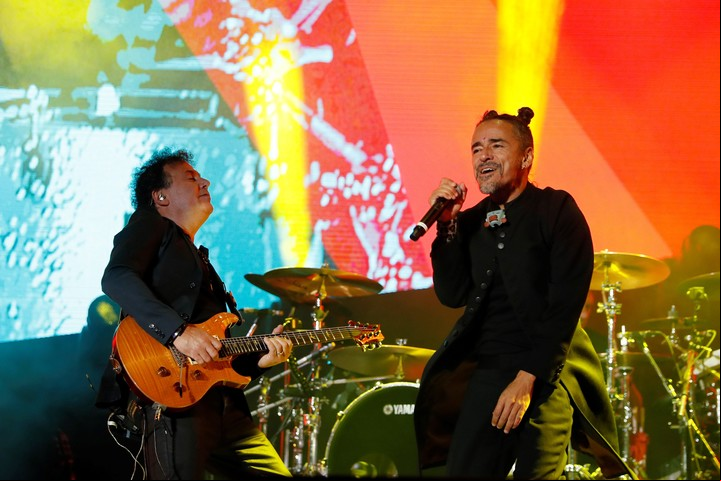 Ruben Albarrán en la apertura de la gira en el estadio el Campín de Bogotá. Foto/EFE
