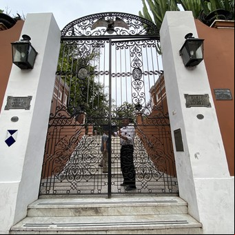 En la ruta de los ladrones de monedas