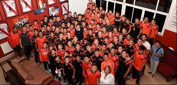 El River del Muñeco Gallardo y un déficit invisible: en 2022 apenas debutó un jugador de las Inferiores