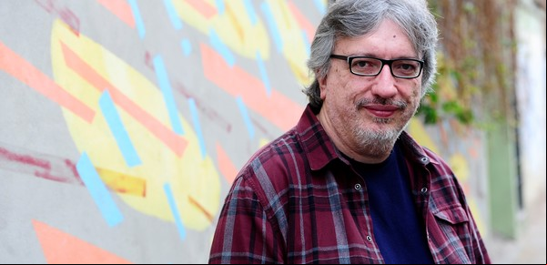 Sergio Olguín se suma a la polémica: "Los que están salvando el libro digital son los que los comparten de manera gratuita"