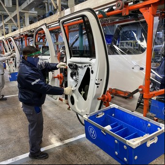 Las empresas advierten que el nuevo cepo profundiza la recesión