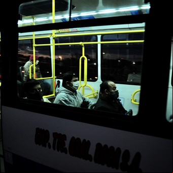 Encuesta sobre la cuarentena XL: los porteños dicen que evitarán eventos masivos y transporte público tras la pandemia