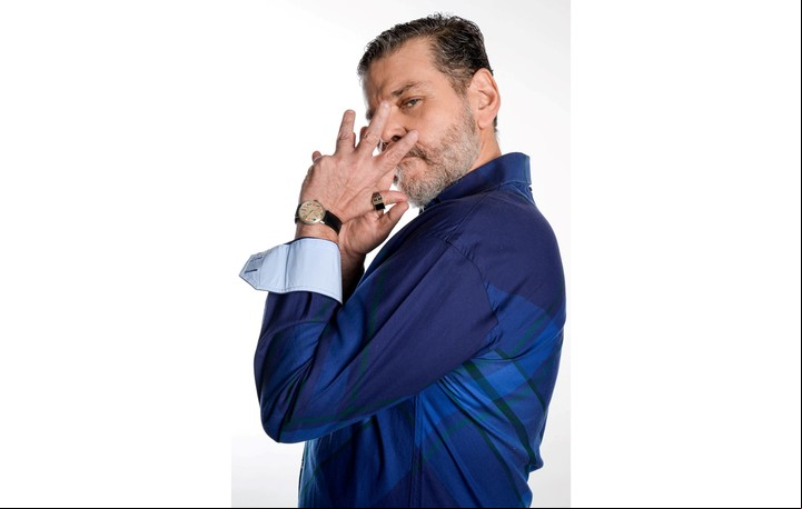 Alfredo Casero no quiere decir su dirección. "Poné que vivo en el campo".