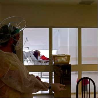 Los efectos del coronavirus en el cuerpo, más allá de los pulmones