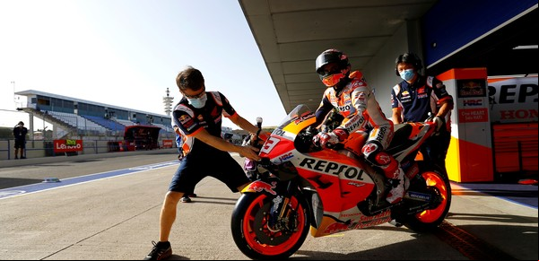 Vuelve el Moto GP y Marc Márquez quiere alcanzar la marca de un Valentino Rossi en retirada