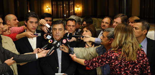 En Juntos por el Cambio dicen que "la cuarentena es destructiva" y califican a los infectólogos como "militantes" del Gobierno
