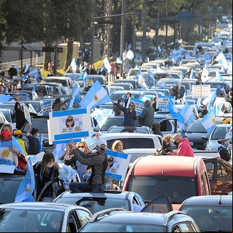 El mensaje del "banderazo" a la dirigencia merece ser escuchado