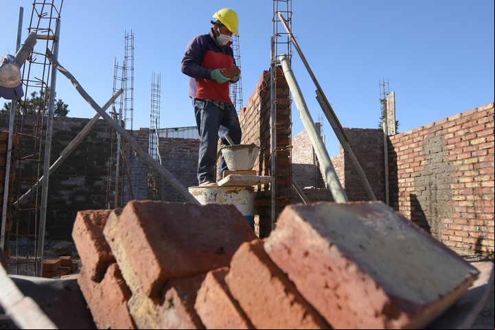 No siempre en el negocio del mercado inmobiliario construir asegura ganar dinero. Foto: José Gutierrez