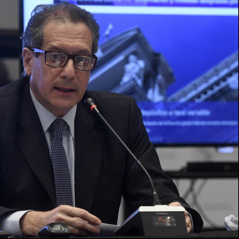 Super cepo a prueba: la hemorragia de reservas se cortaría sólo por un tiempo
