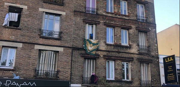 Francia: ¿Quién es Ali, el joven que atacó con un hacha en la antigua sede de la revista Charlie Hebdo?