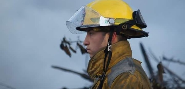 El conmovedor relato del bombero que casi pierde la mano apagando incendios en el Delta