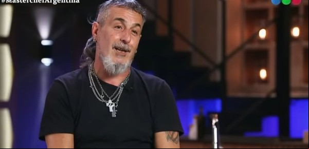 La increíble historia detrás de las joyas del Mono de Kapanga que sorprendió a todos en "MasterChef Celebrity"
