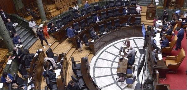 Proponen hacer plazas a cambio de que les autoricen obras privadas